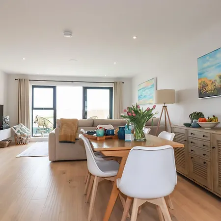 11 Ebbtide * Newquay (Cornwall)