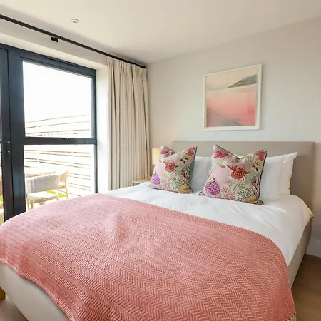 11 Ebbtide Holiday home Newquay (Cornwall)